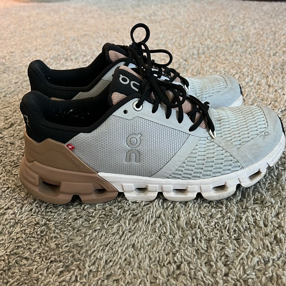 ON Cloud Cloudflyer Colorblock Mesh Sneakers